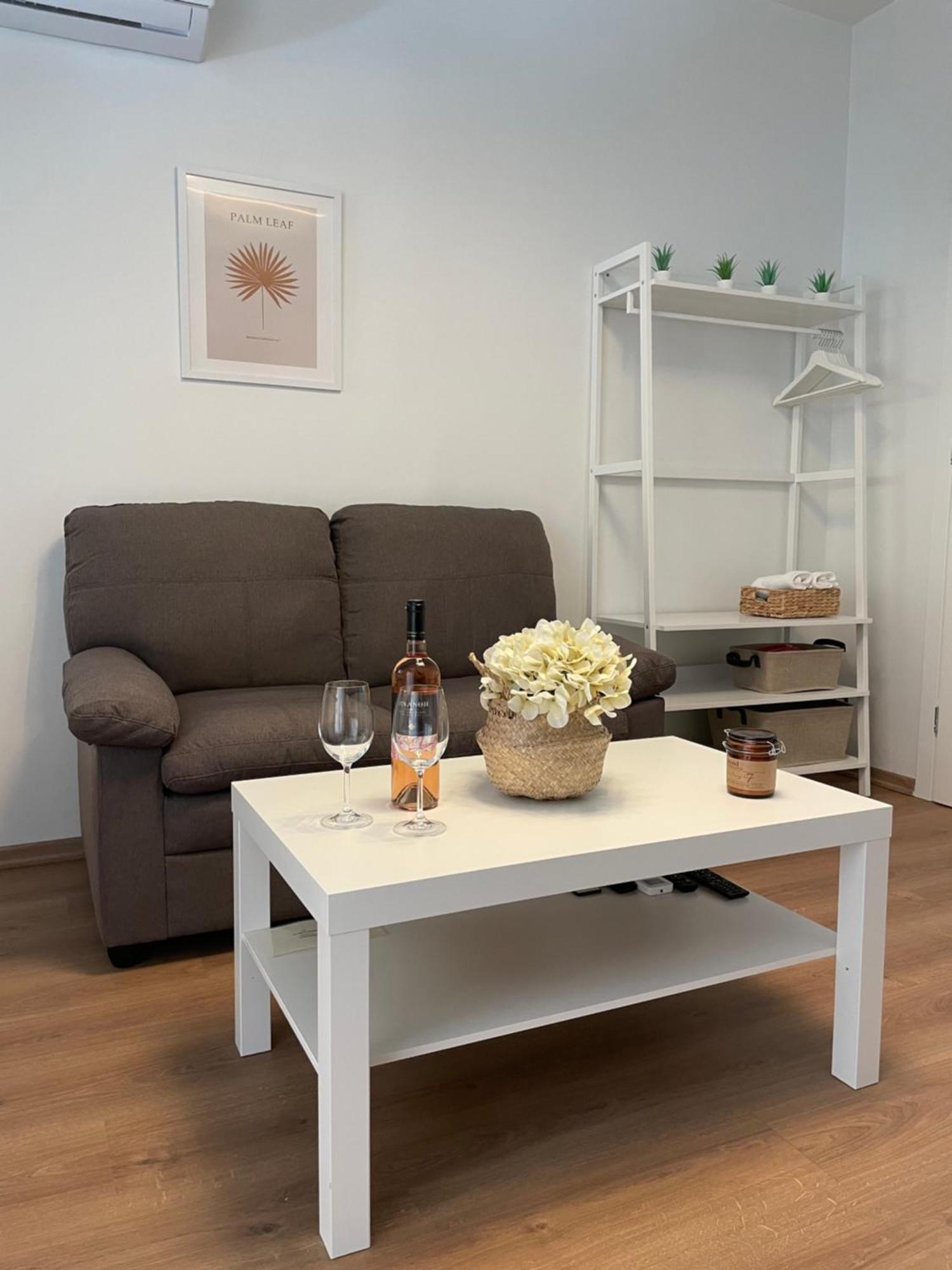 Apartment Persephone *